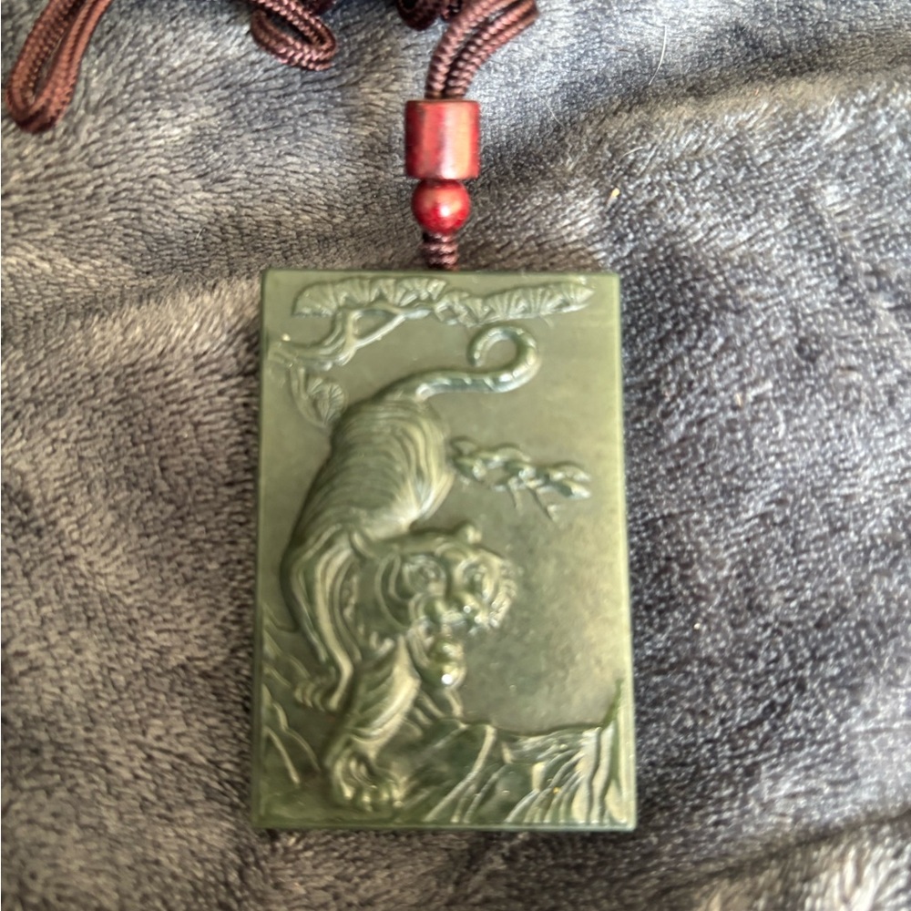 Green Tiger Hetian Jade Pendant Necklace
